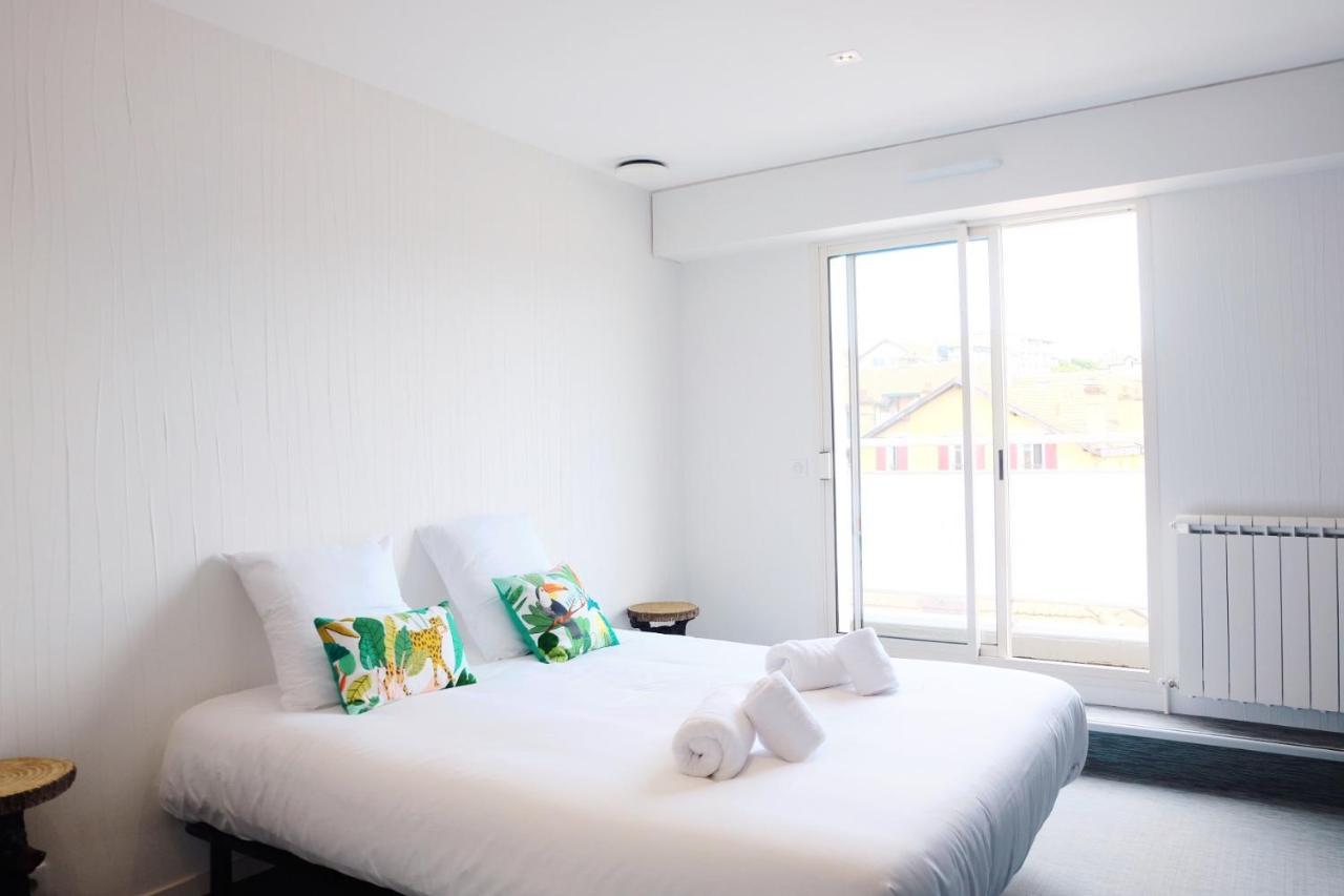 Magnifique Appartement, En Hyper Centre, Avec Terrasse Et Place De Parking Биарриц Экстерьер фото