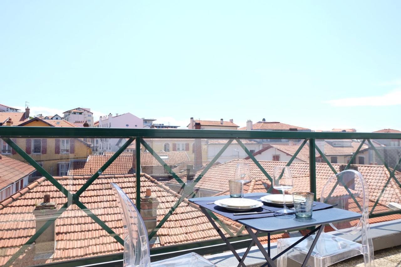 Magnifique Appartement, En Hyper Centre, Avec Terrasse Et Place De Parking Биарриц Экстерьер фото